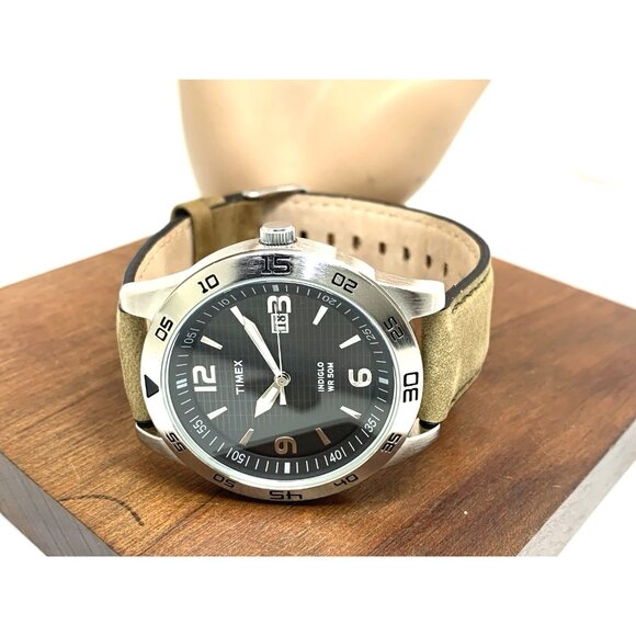 Timex Men's Watch T2N697 Quartz Indiglo Black Dial Leather Band 42mm - Picture 9 of 15